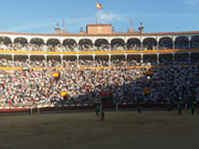 Plaza de las Ventas llena ambulancias San Jose